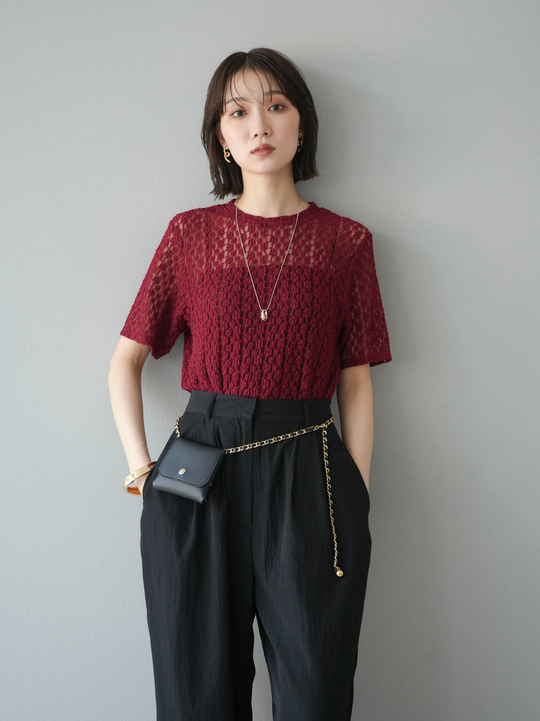 【預購】剪裁蕾絲T卹/波爾多紅
