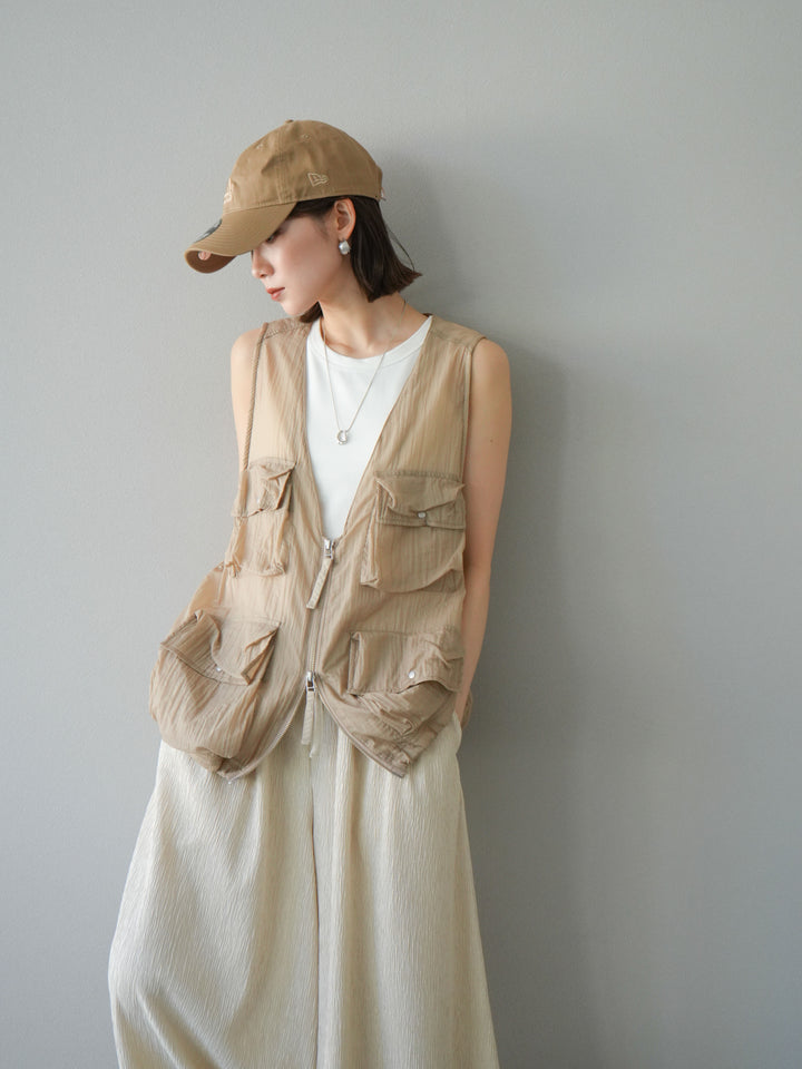 [預購] 尼龍大口袋透視背心/米色