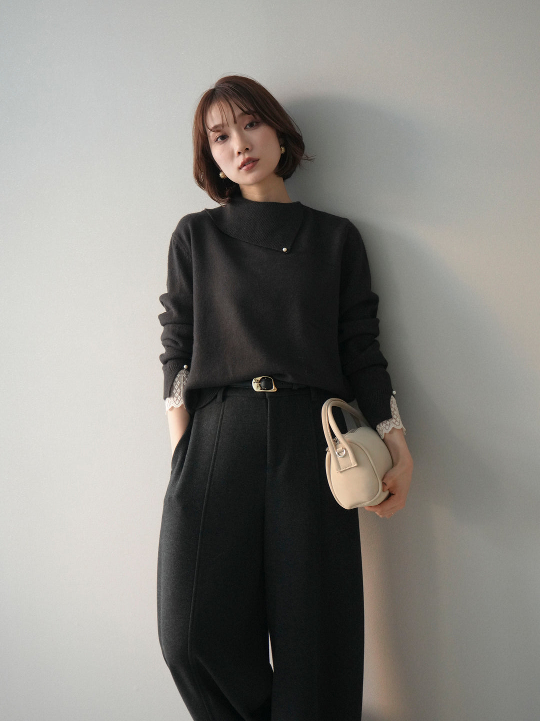 [SET]袖レースパール付き配色ニットトップス+ウールタッチカーブパンツ(2set)