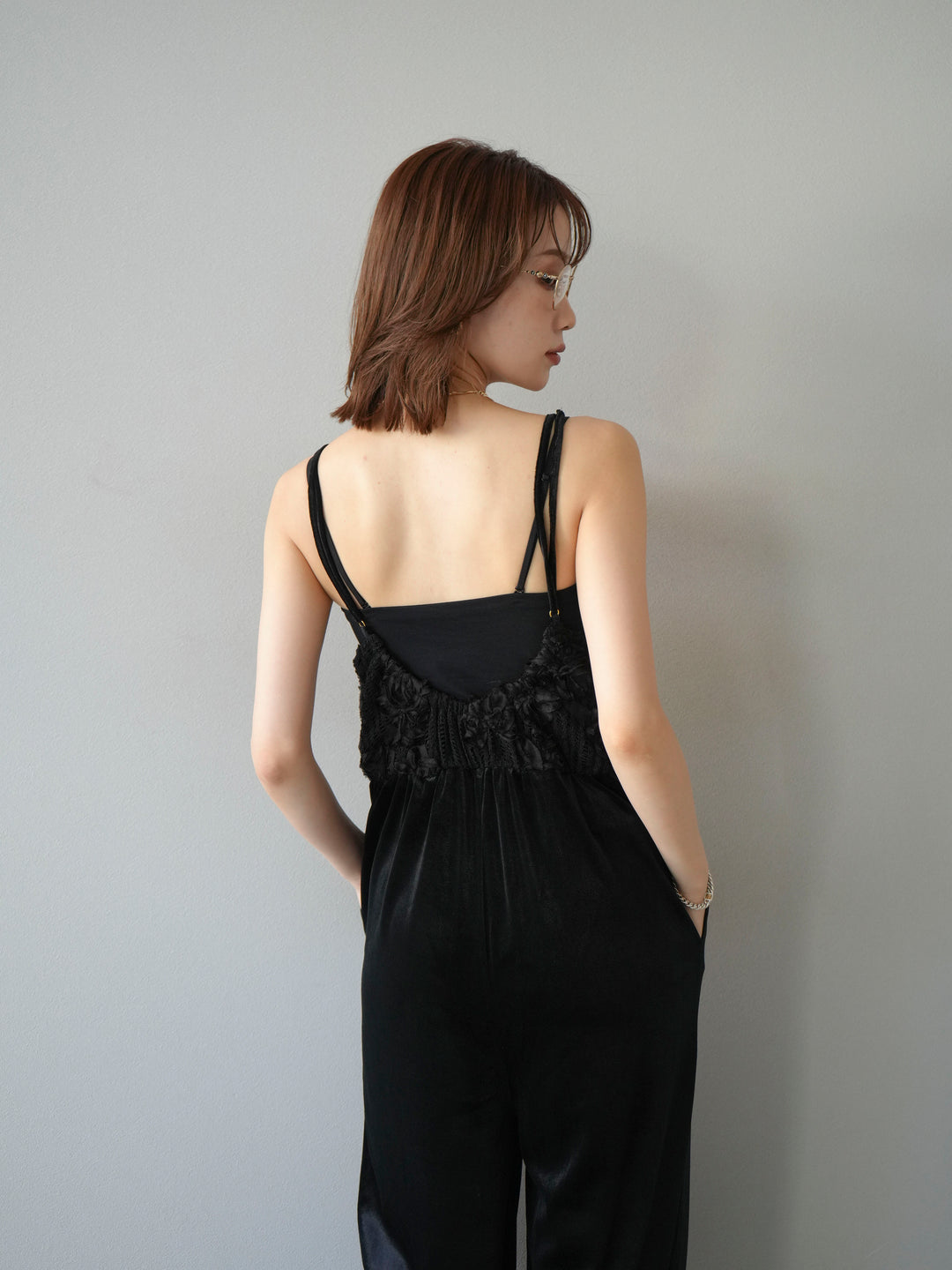 [予約]ジャガード切替ベロアサロペット/ブラック