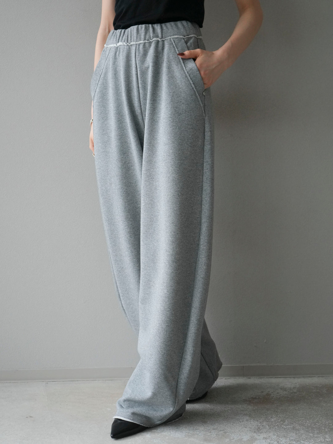 [予約]アウトシームカットオフスエットパンツ/lightgray