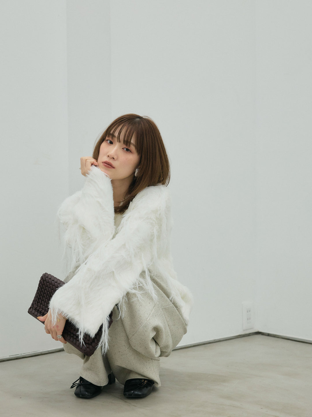 [予約]フェザーフリンジシャギーニットプルオーバー/white