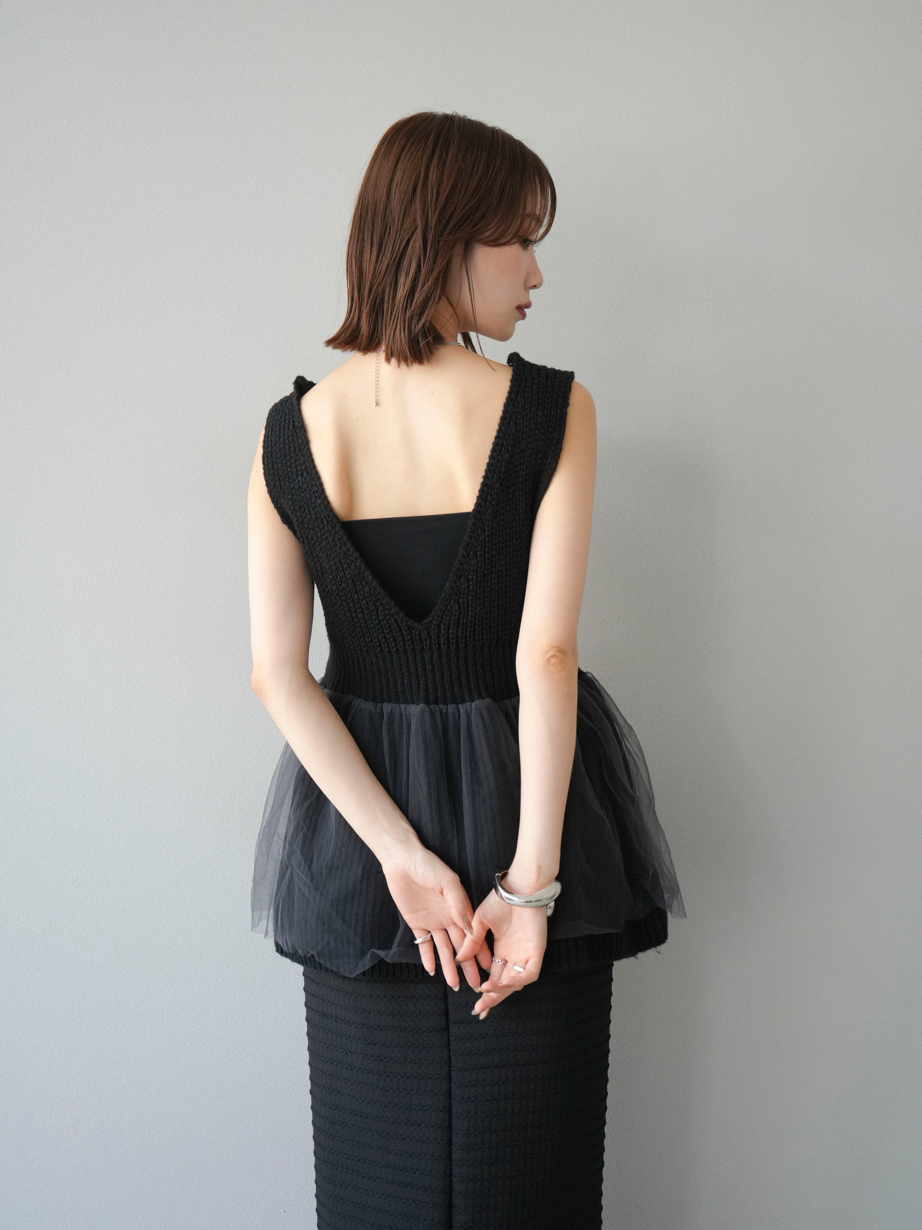 【極美品】チュールベスト　ビアズリー　ブラック　ベスト 極美品】チュールベスト ビアズリー ブラック ベスト