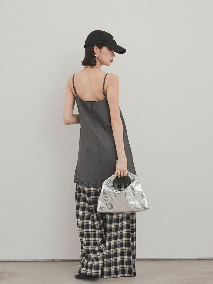 [SET] 蕾絲下擺吊帶迷你洋裝 + 格紋寬褲 (2 件套)