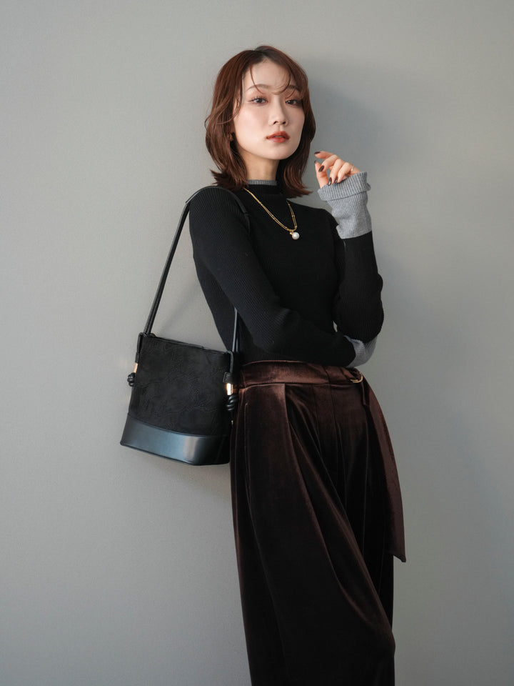 [予約]袖ボタンハイネック配色リブニットトップス/black