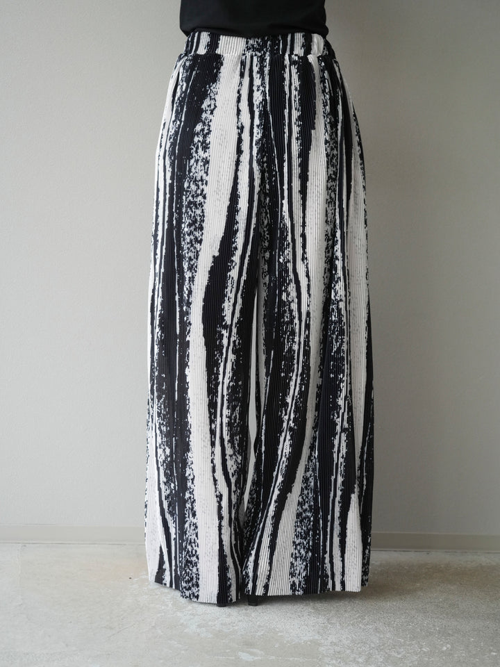 [予約]ニュアンスプリーツワイドパンツ/ブラック