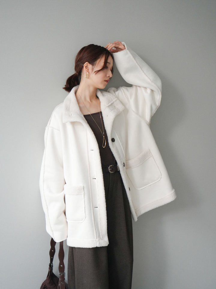 [SET]スタンドネックフェイクムートンミディアムコート+カップ付きバッククロスキャミソール+アニマル柄ベルト付きウールタッチワイドパンツ(3set)