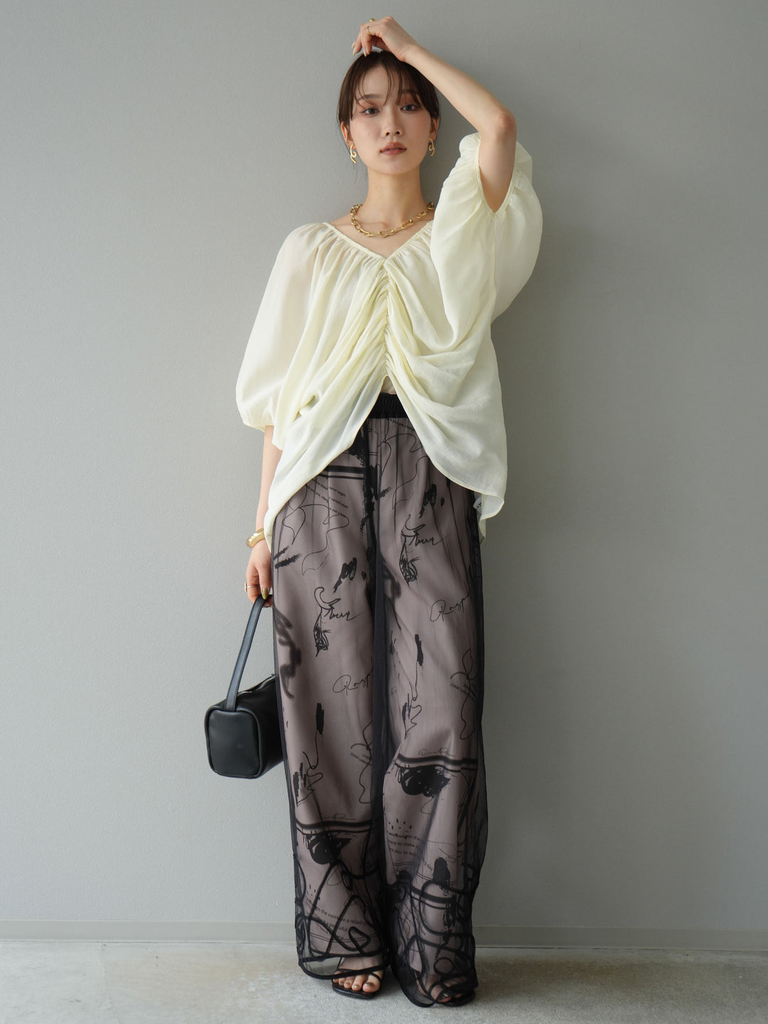 [予約]ボリュームスリーブシアータックブラウス/アイボリー