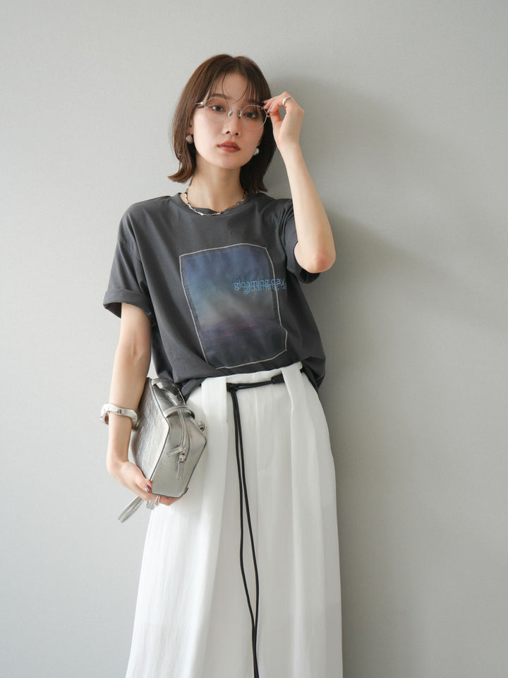 [予約]チュールレイヤードプリントTシャツ/チャコール