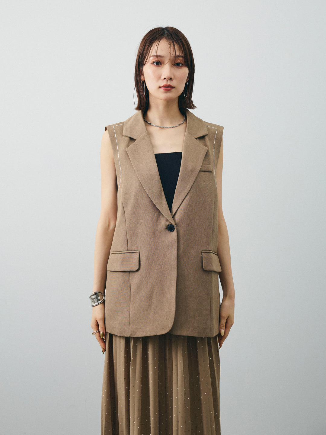 [予約]ステッチデザインベスト/ベージュ