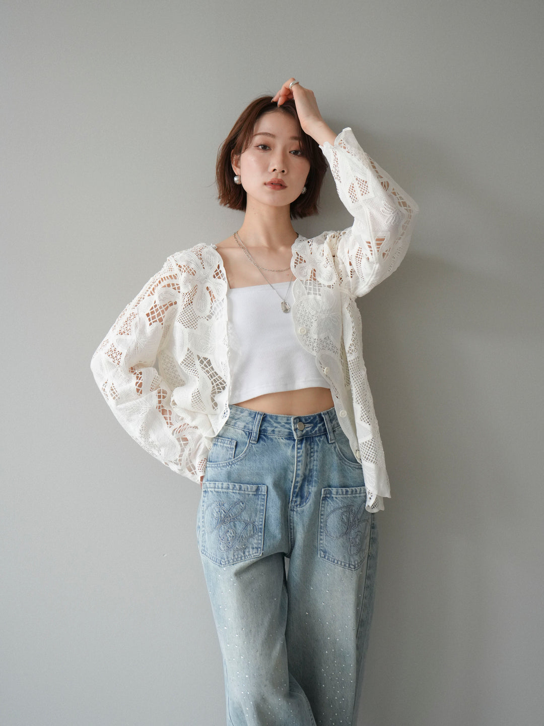 【套裝】3D蕾絲蕾絲上衣+內建胸罩羅紋抹胸吊帶背心（兩件組）