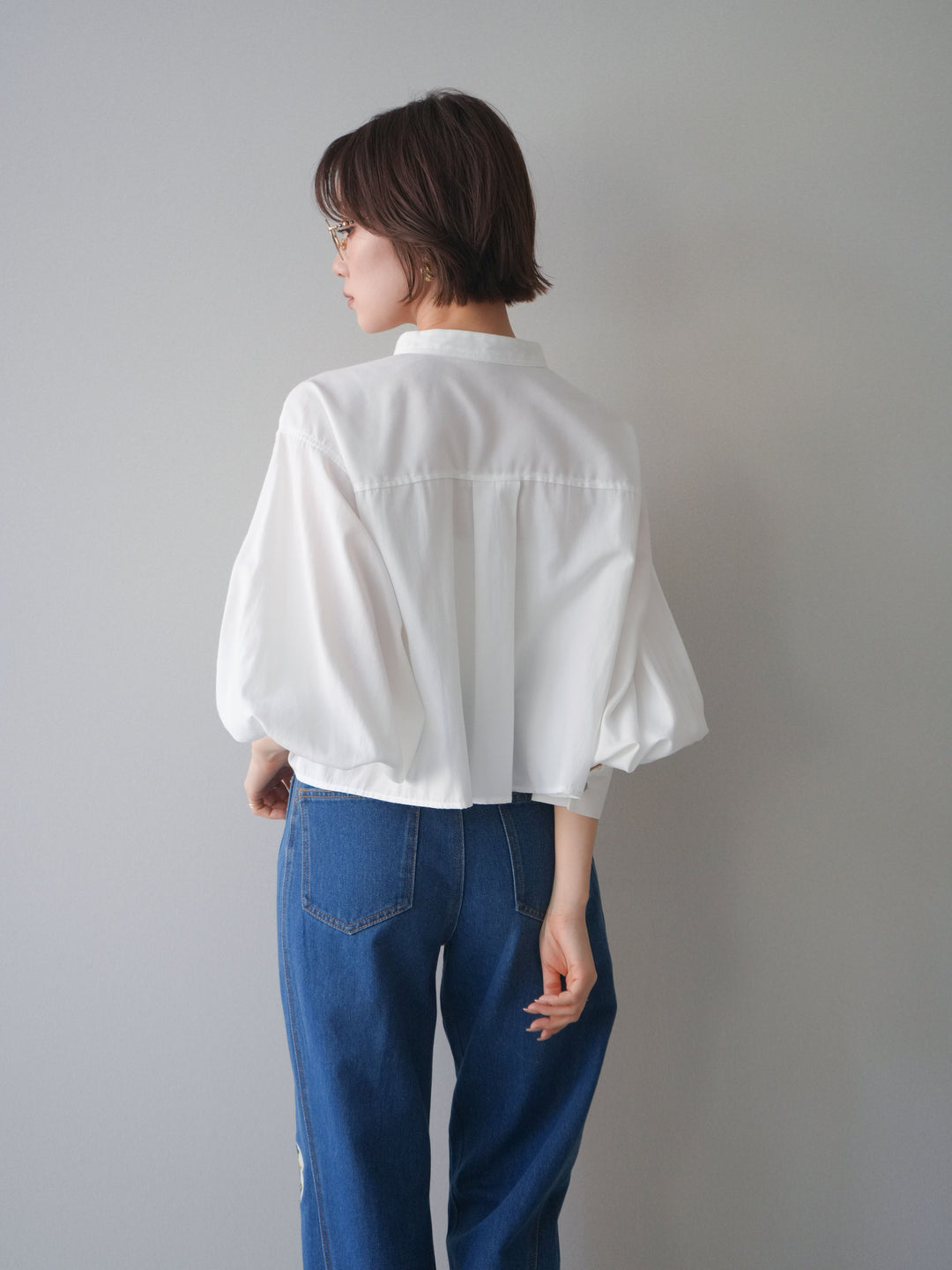 [SET]ラッフルフレアショートブラウス+フラワー刺繍ストレートデニム(2set)