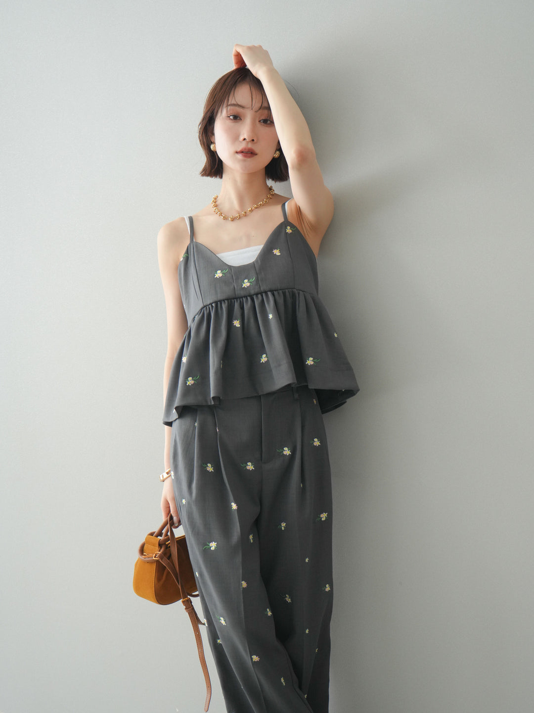 [SET]フラワー刺繍ビスチェ+フラワー刺繍タックパンツ(2set)