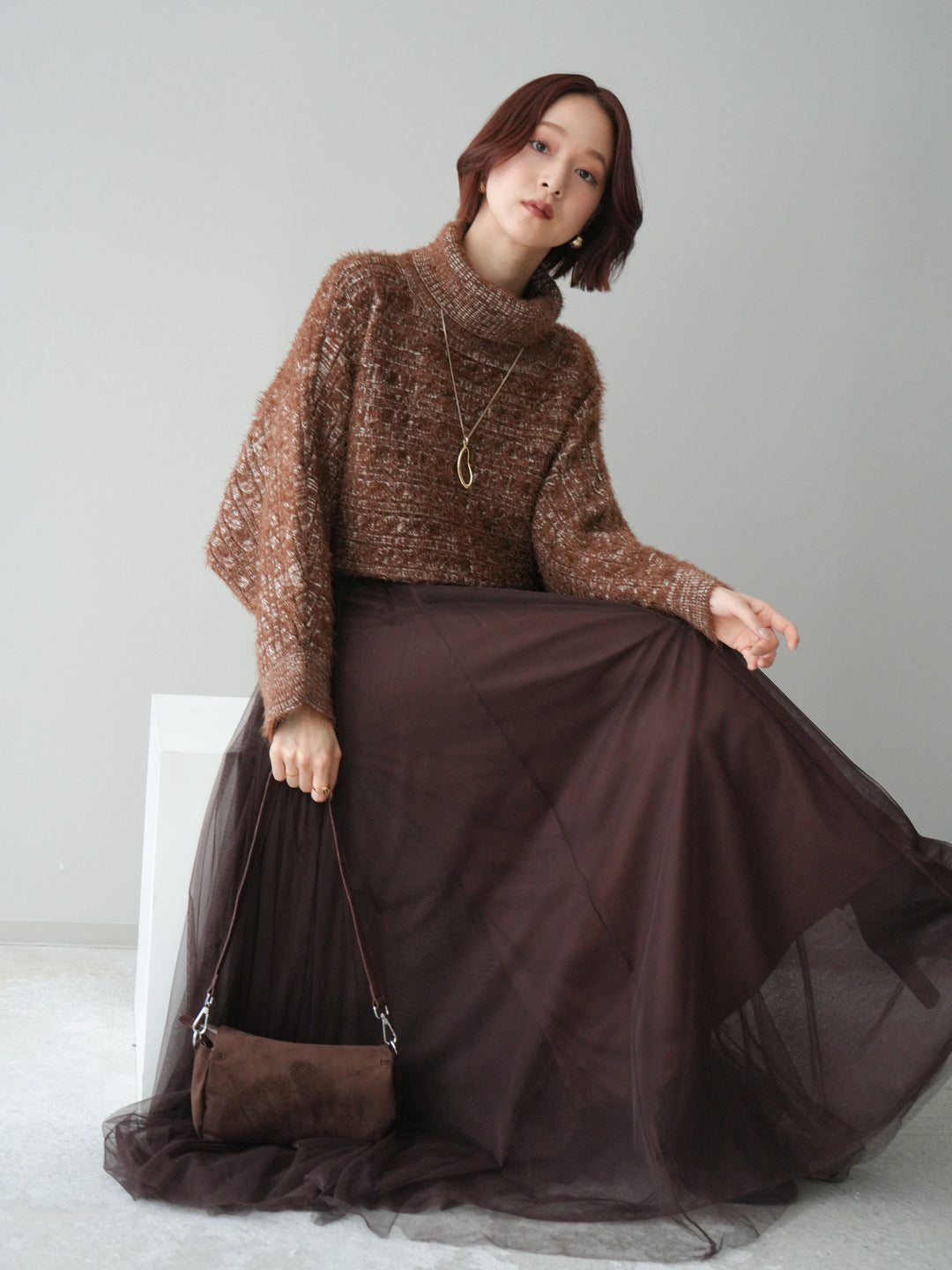 [予約]オフタートルケーブル編みニットプルオーバー/brown
