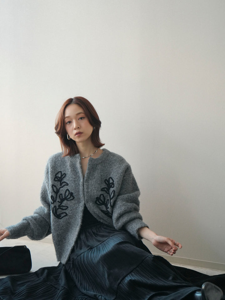 [SET]テープ刺繍ホック開きブークレニットカーディガン+ベロアティアードワッシャースカート(2set)