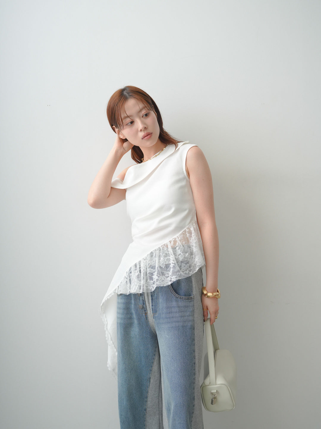 [SET]アシンメトリーラッフルレースヘムトップス+デニム切替スウェットパンツ(2set)