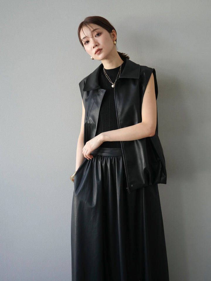 [予約]タックヘムレザーベスト/ブラック