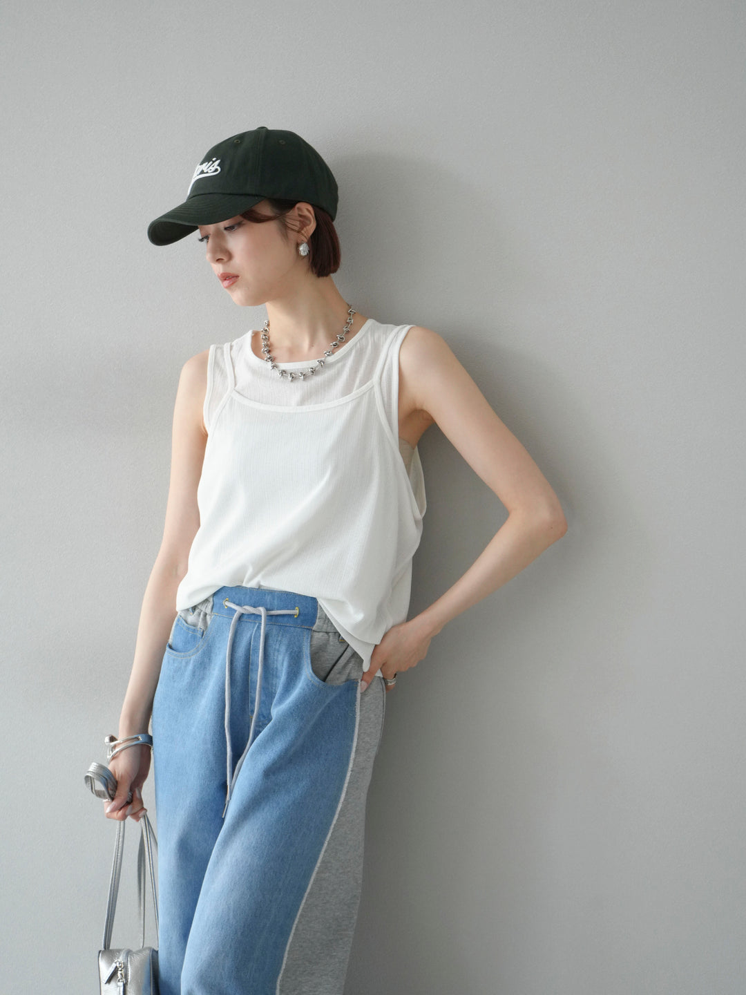 [預訂] Ice Touch 2WAY Design 吊帶背心/白色