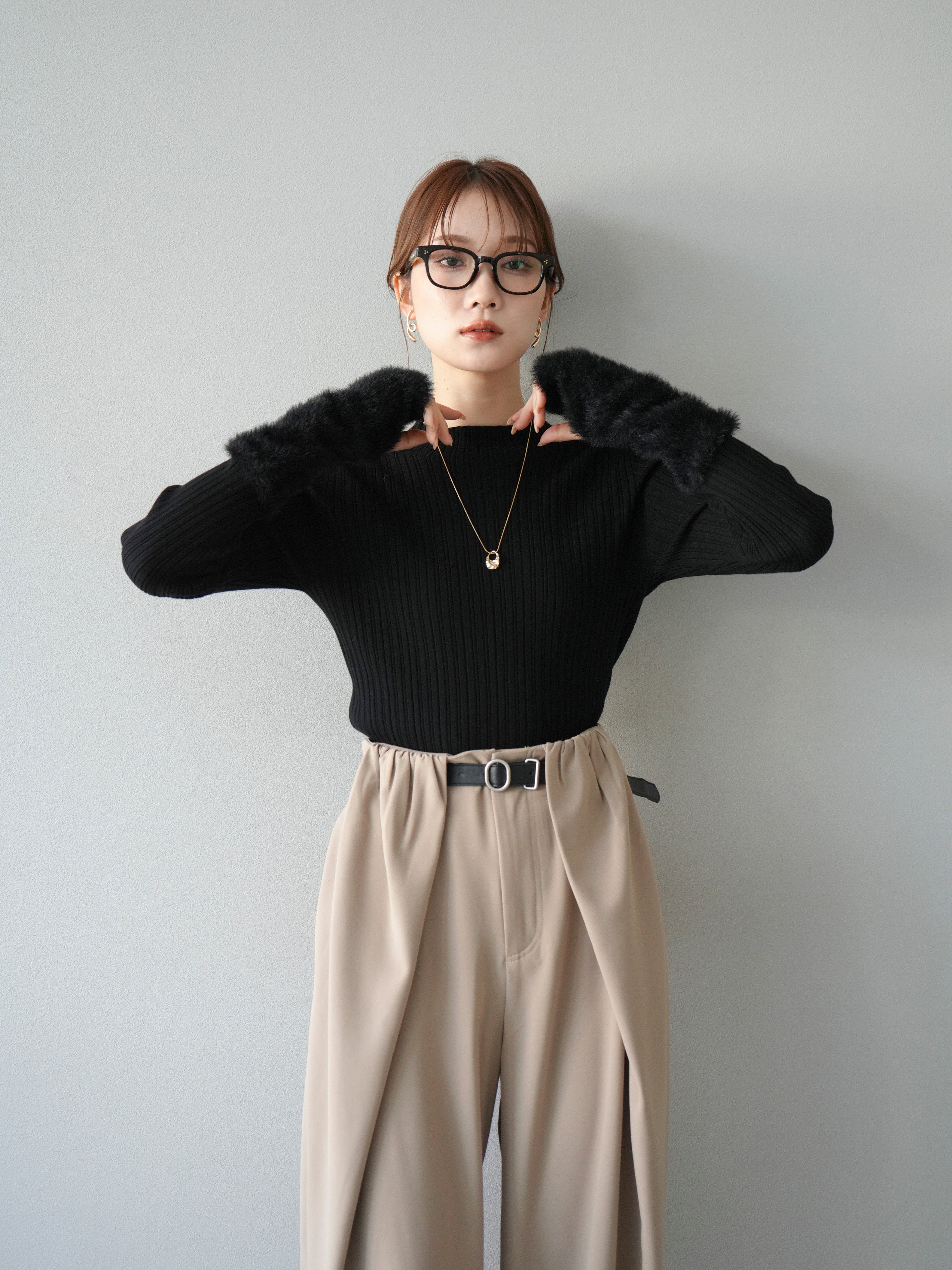 予約]アームシャギーランダムリブニットトップス/ブラック – Lumier