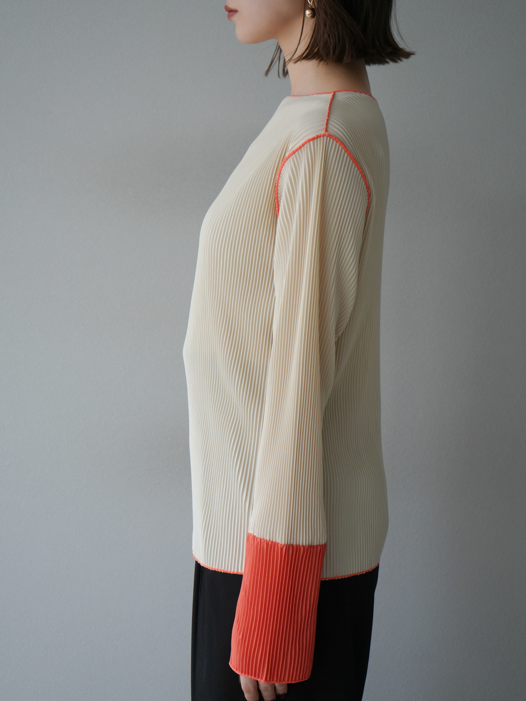 [予約]バイカラープリーツトップス/アイボリー