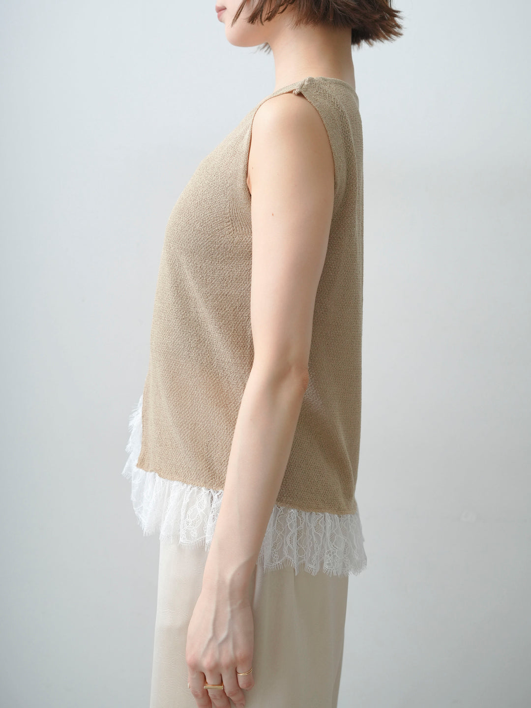 [予約]レースドッキングノースリニットトップス/beige