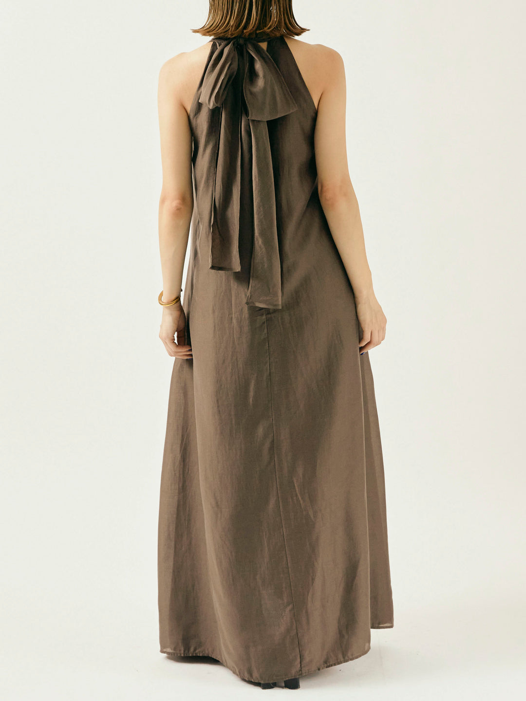 [予約]シャイニーホルターネックレイヤードワンピース/ブラウン