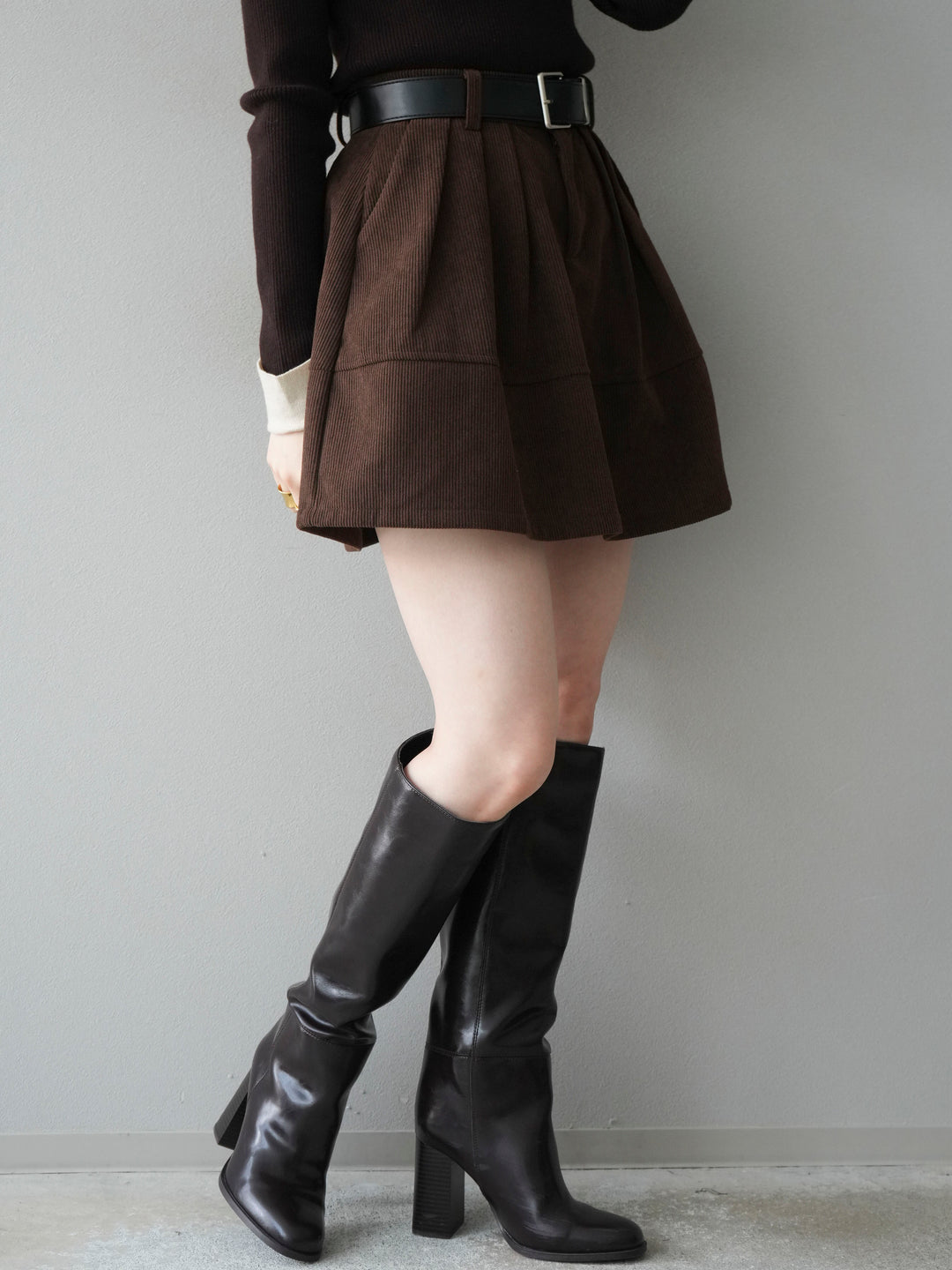 [予約]ベルト付インパンコーデュロイタックフレアスカート/brown