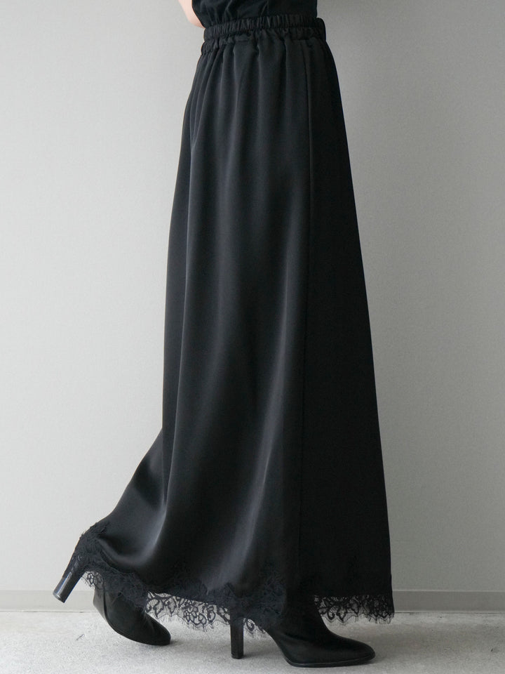 [予約]裾レースサテンナロースカート/black