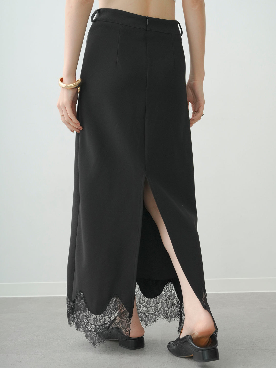 [予約]レースヘムストレッチIラインスカート/black