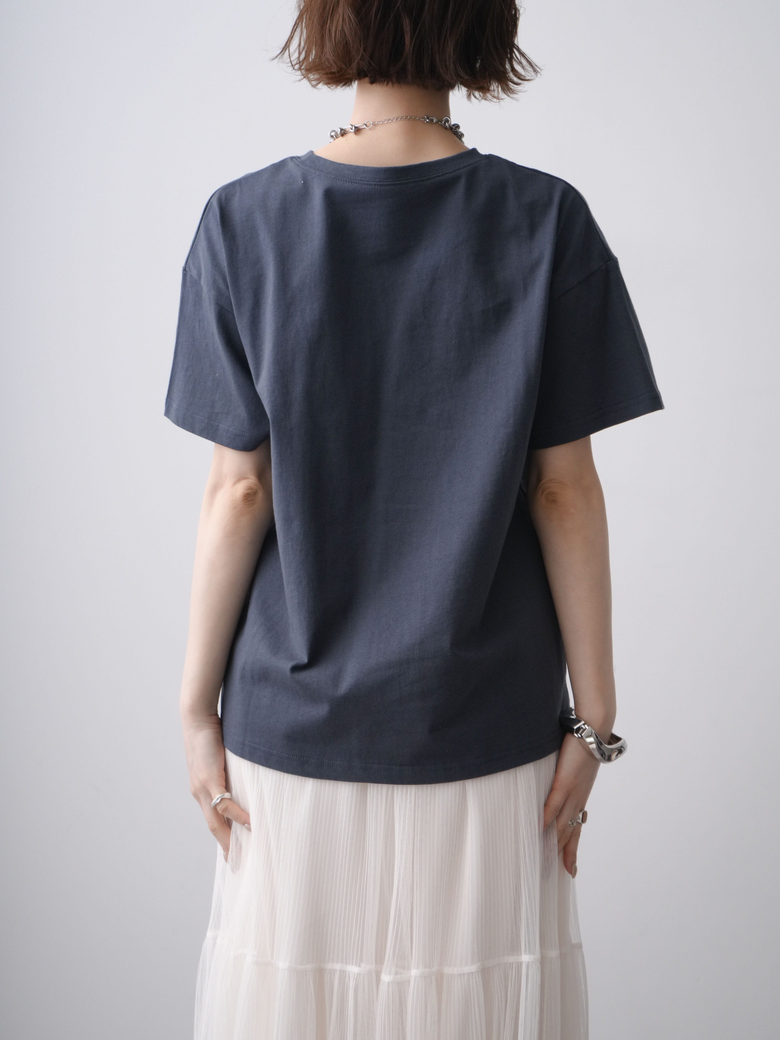予約]フロッキーロゴTEE/charcoal – Lumier