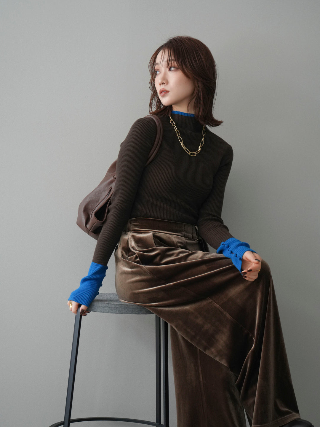 [SET]袖ボタンハイネック配色リブニットトップス+ベロアベルトスリムパンツ(2set)