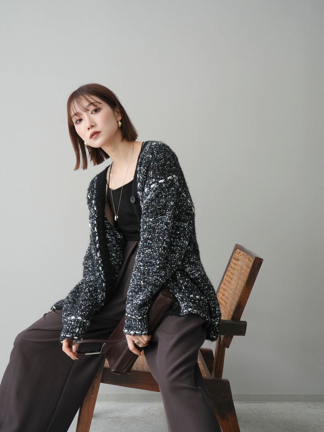 [予約]ブークレハンドステッチニットカーディガン/black