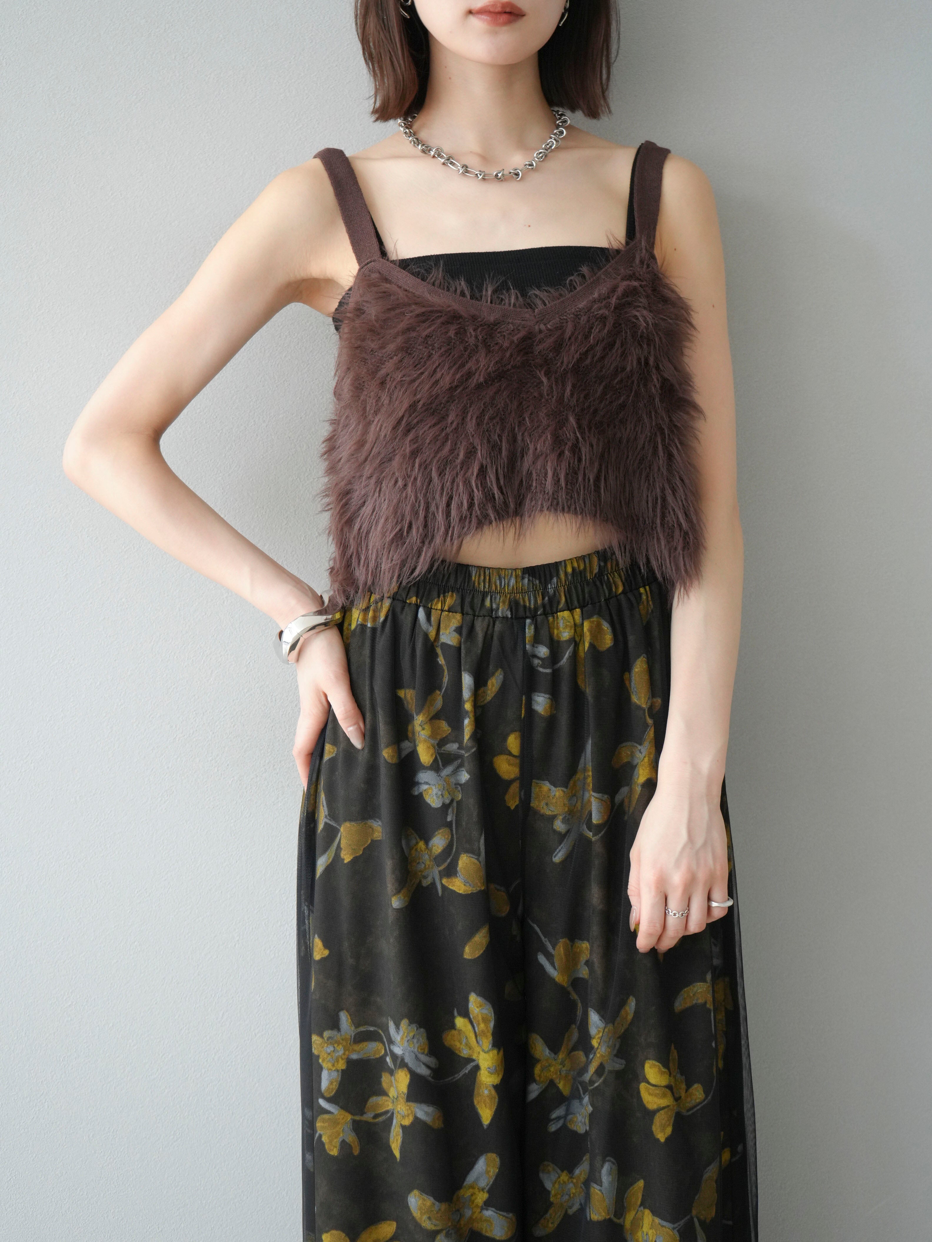 予約]シャギーニットビスチェ/ブラウン – Lumier