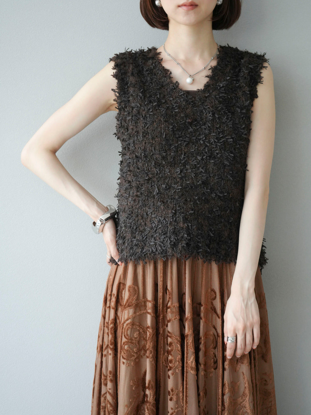 [SET]テープヤーンフリンジニットベスト+アンティーク柄フロッキーマキシスカート(2set)