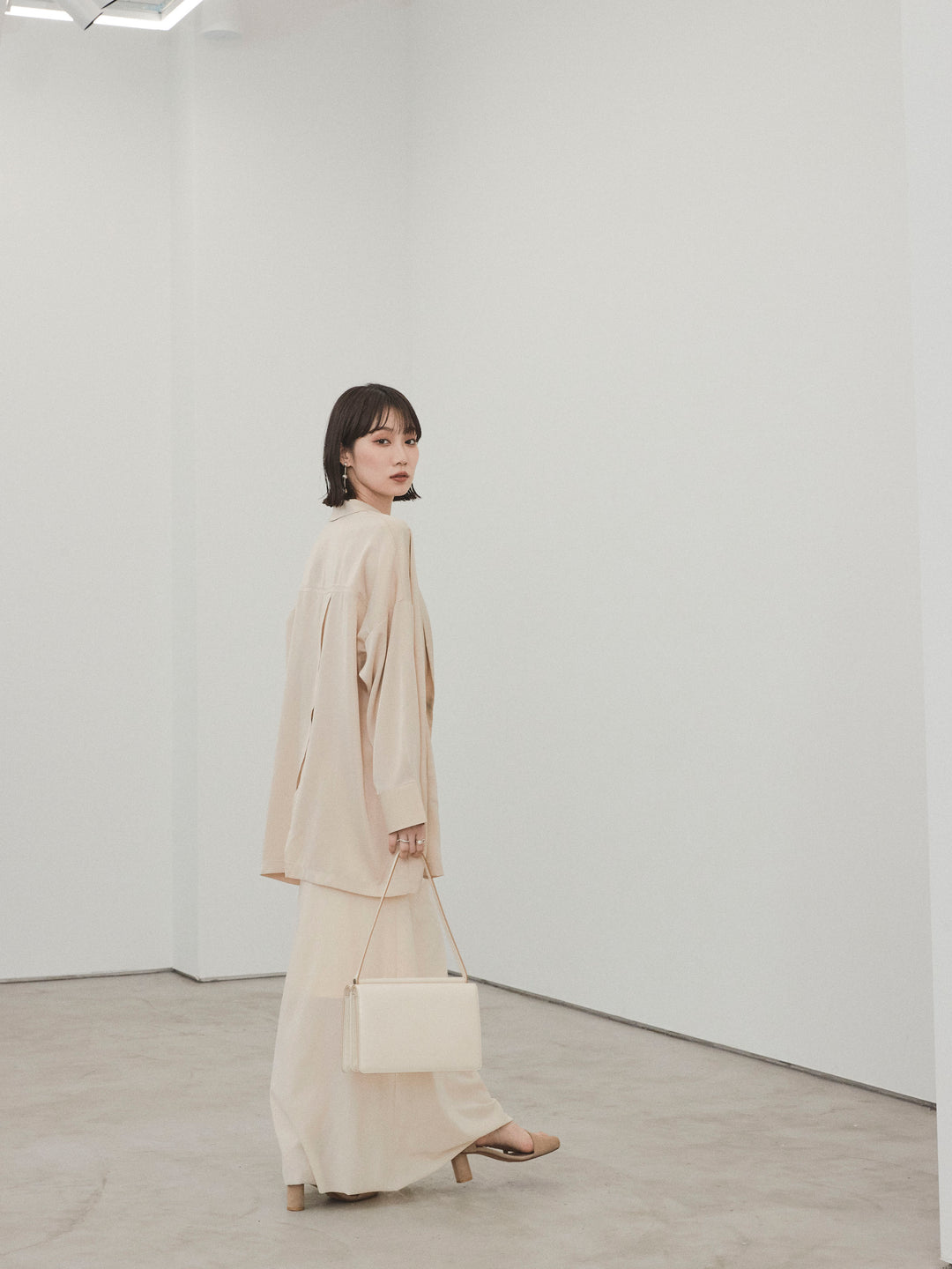 [SET] 霧面緞面外套 + 天鵝絨半身裙 (2set)