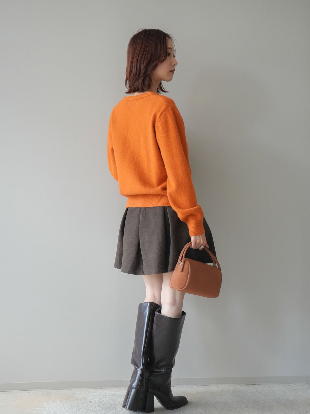 [SET]アンティークボタンニットカーディガン+ベルト付きタックミニスカート(2set)