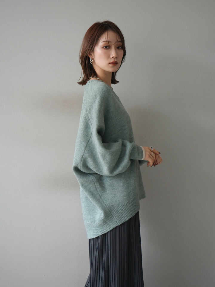 【預購】V領撞色袖針織套頭衫/薄荷綠