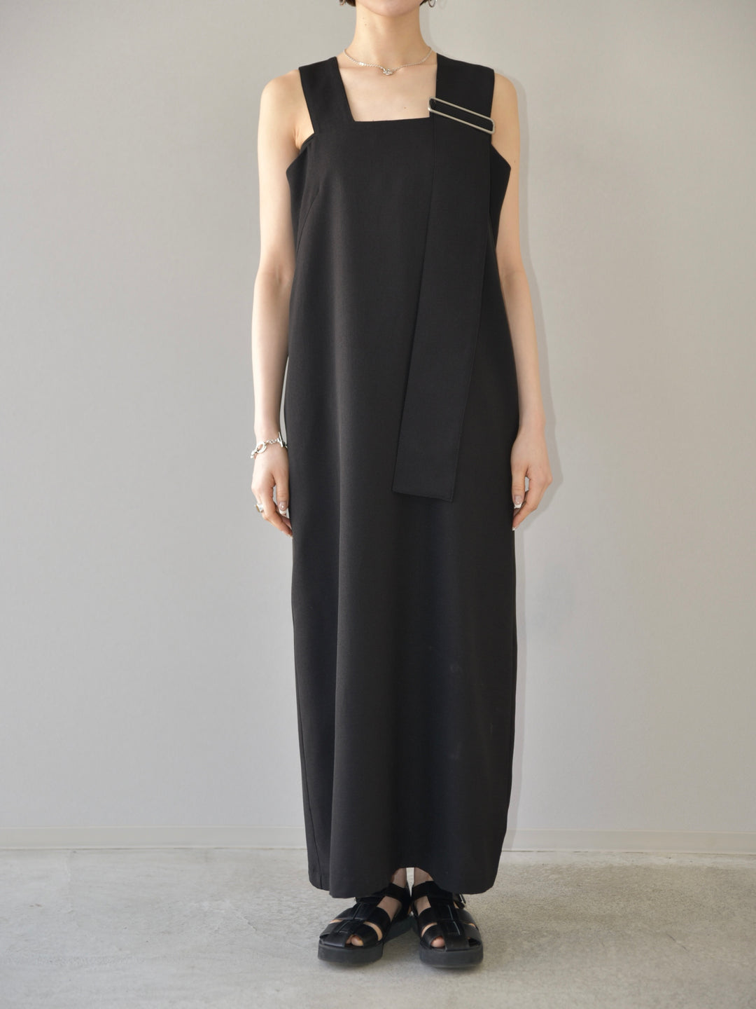 [Pre-order] SLUB YARN ASYMMETRY DRESS/BLACK