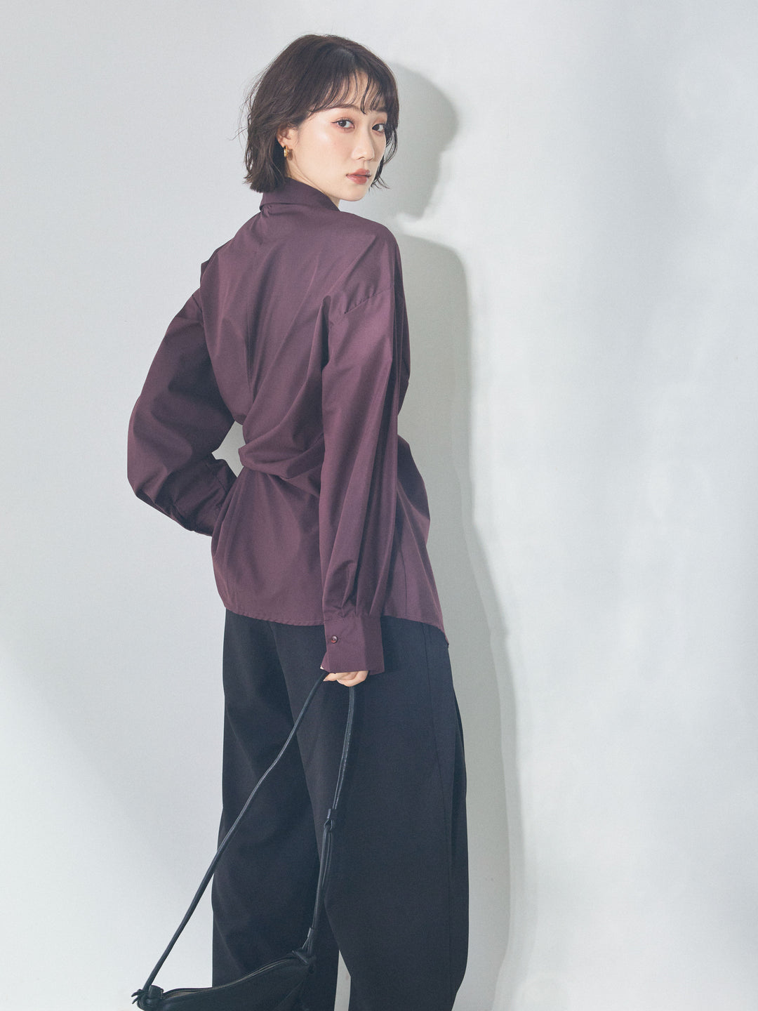 【Allure】[SET]ウエストアシメリボンシャツ+アシンメトリーウエストタックパンツ(2set)