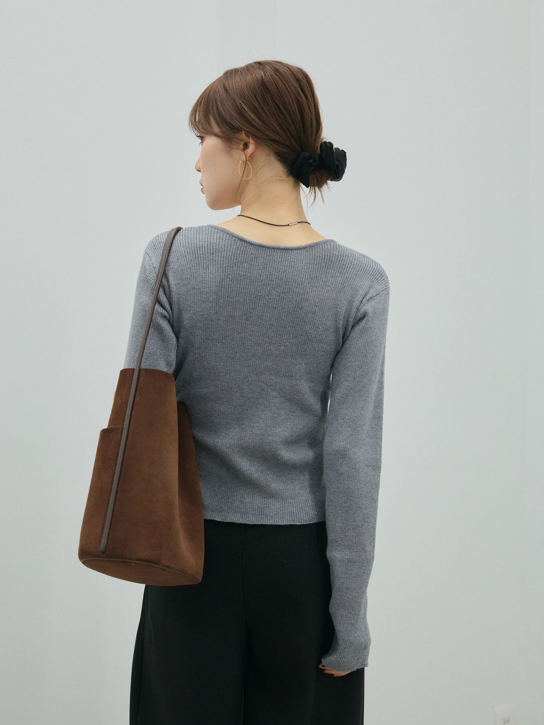 [予約]フロントツイストホールリブニットトップス/gray