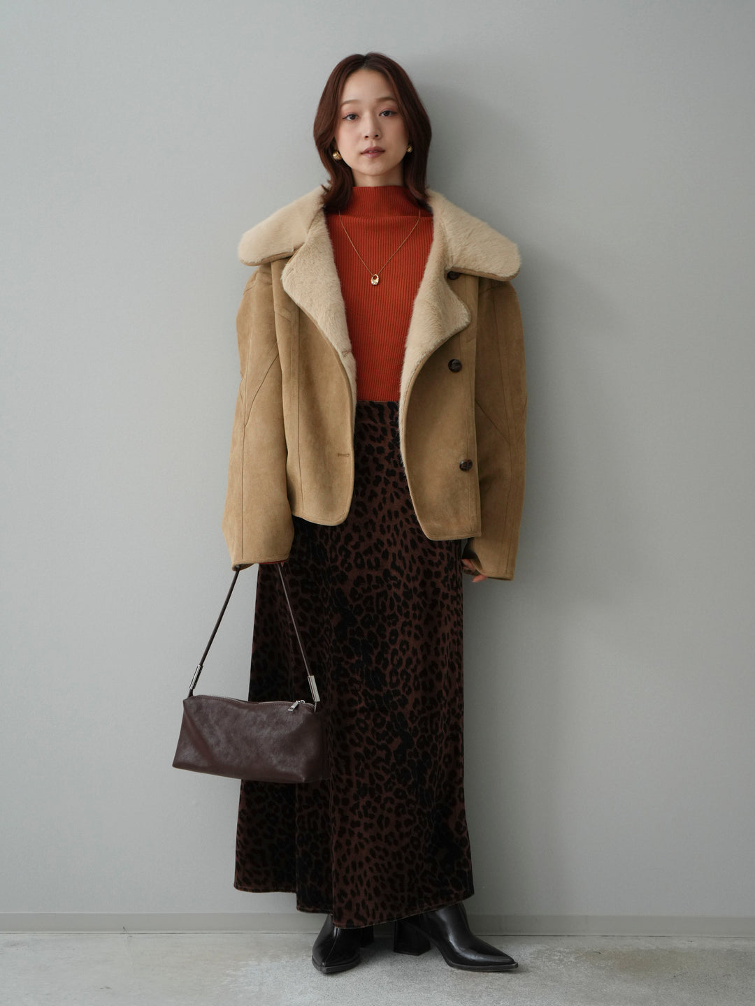 [SET]ムートンショートジャケット+袖ボタンボトルネックリブニットトップス(2set)