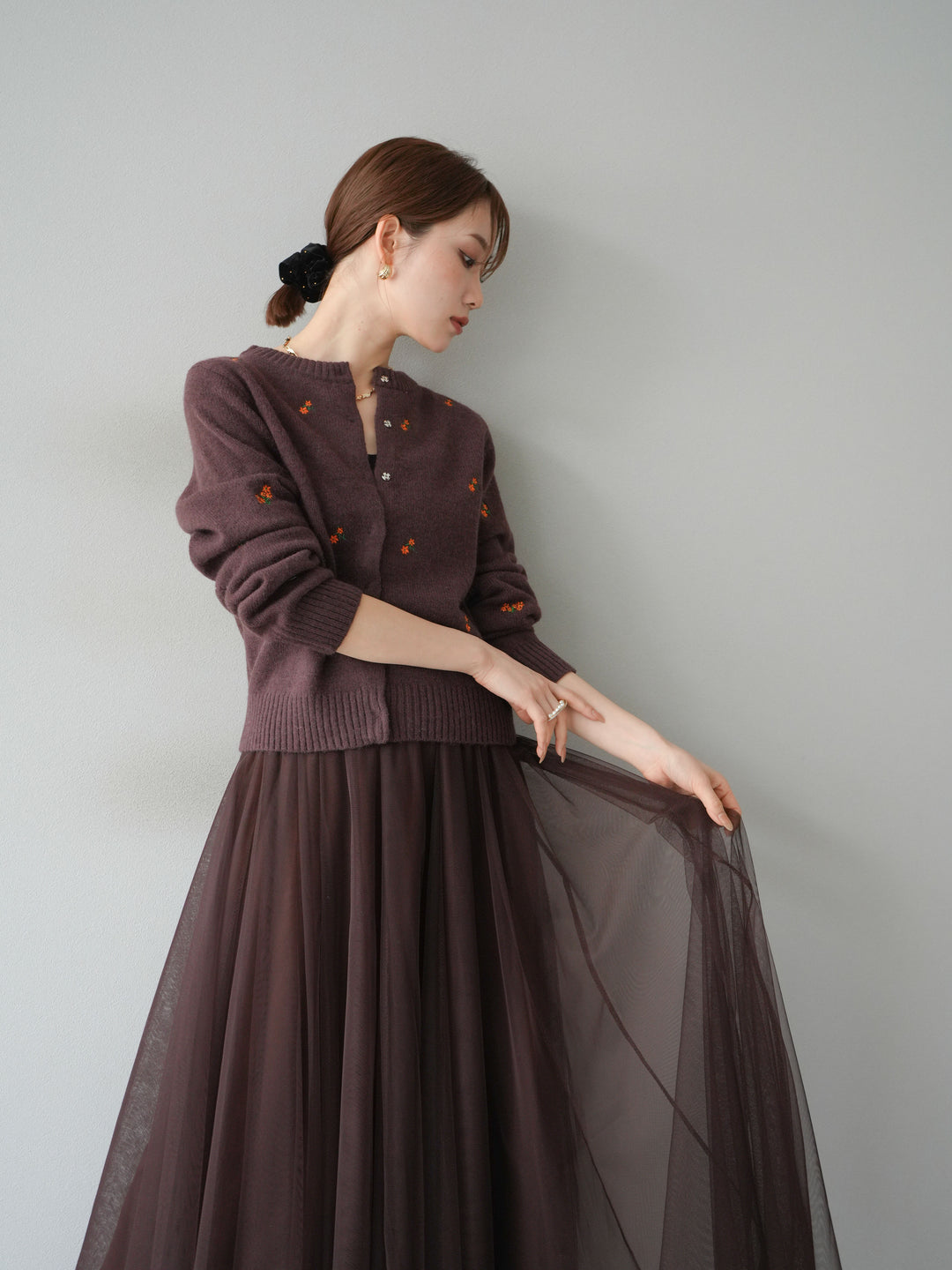 [SET]フラワー刺繍ニットカーディガン+チュールボリュームスカート(2set)