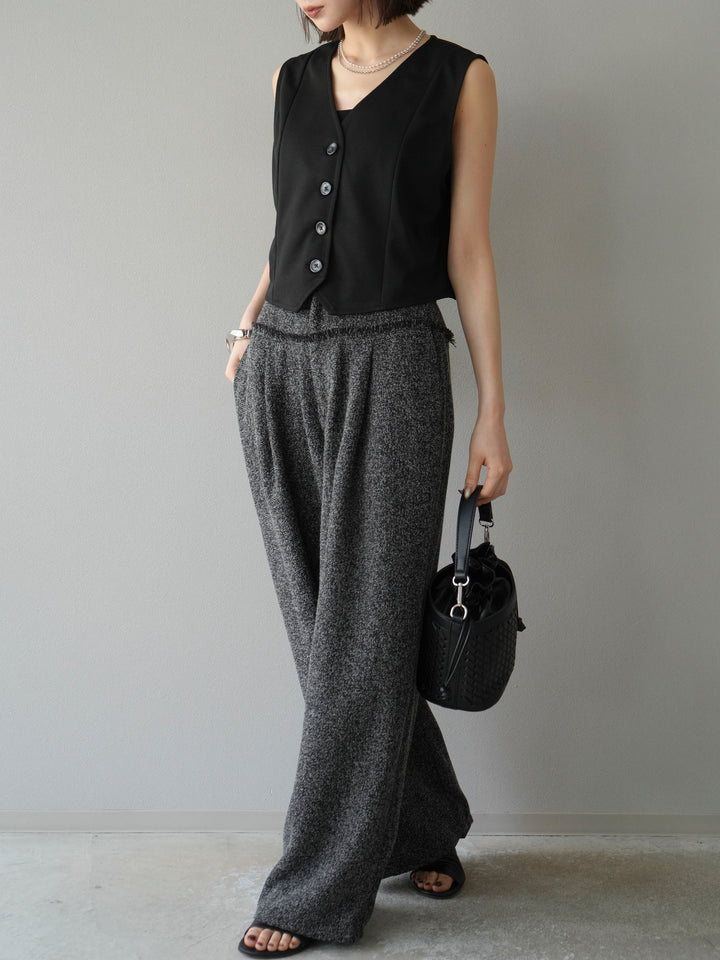 [予約]ポンチノーカラーベスト/ブラック