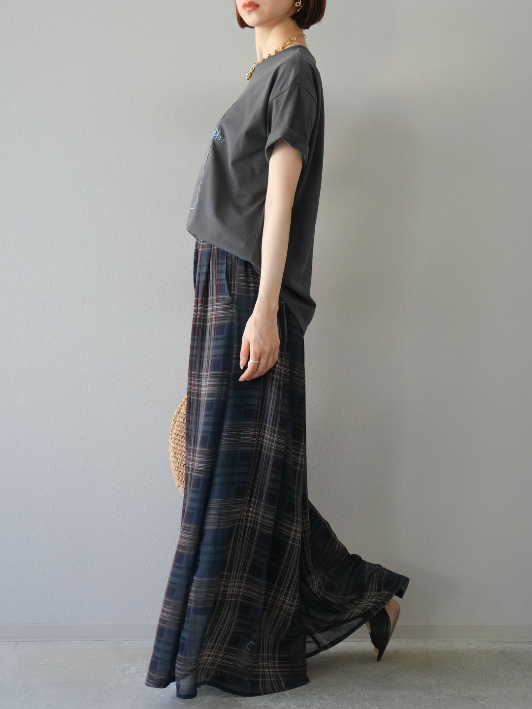 [SET] 薄紗層疊印花T卹 + 透視格紋寬鬆褲 (2件套)