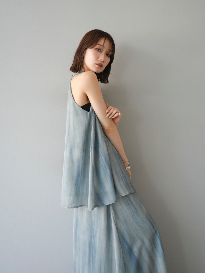 [SET] 細膩花紋V領襯衫＆喇叭裙（2套）