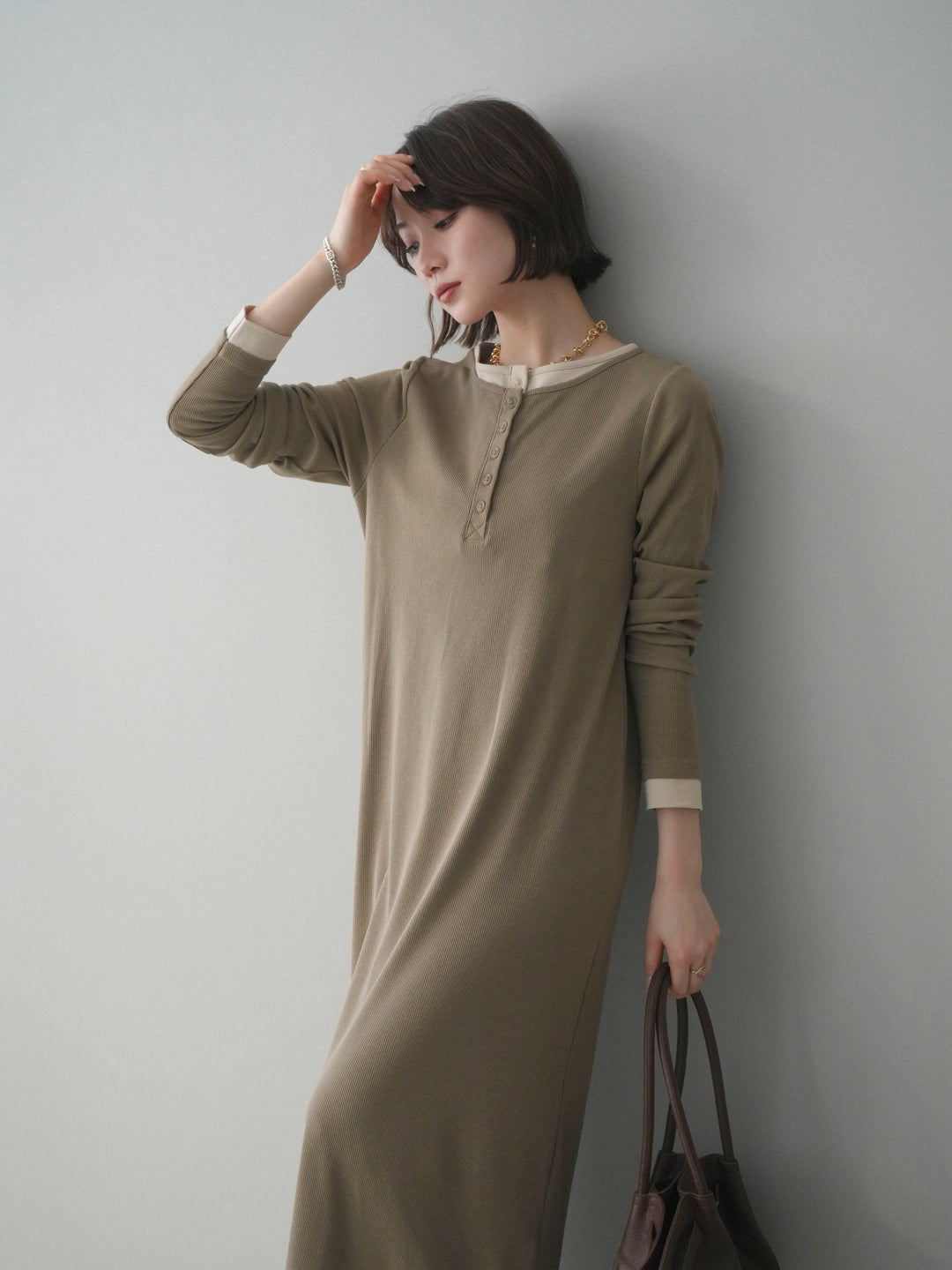 [予約]配色レイヤードヘンリーネックカットリブワンピース/mocha