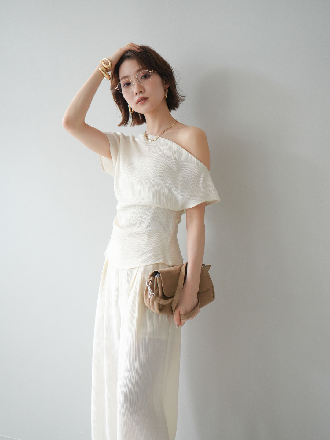 [予約]クレープアシンメトリーギャザートップス/white
