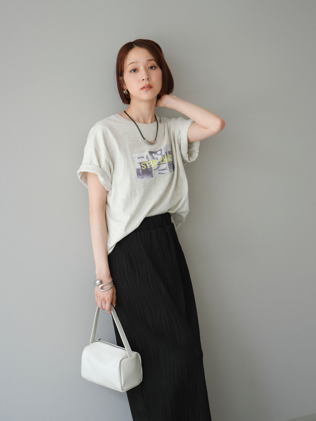 [SET]ネオンロゴコラージュフォトプリントオーバーTシャツ+ウェーブパイピングタイトスカート(2set)