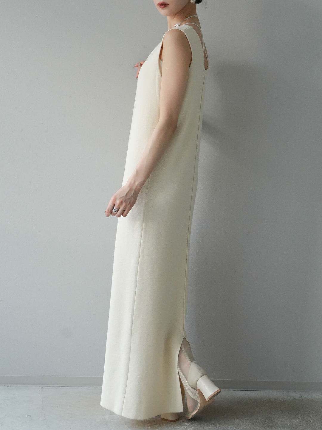 [予約]スクエアネックニットワンピース/アイボリー