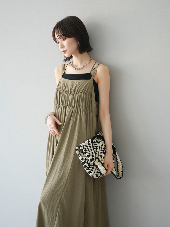 [SET]レーヨンシャーリングキャミワンピース+カップ付きバッククロスキャミソール(2set)